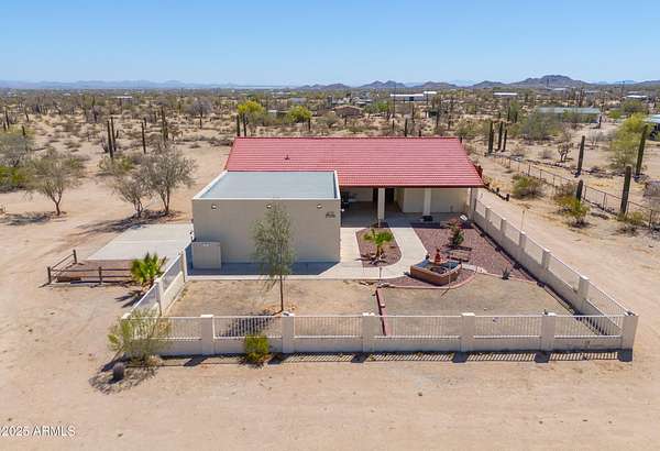 3 Acres of Residential Land with Home for Sale in Maricopa, Arizona
