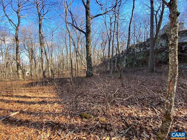 0.39 Acres of Residential Land for Sale in Roseland, Virginia