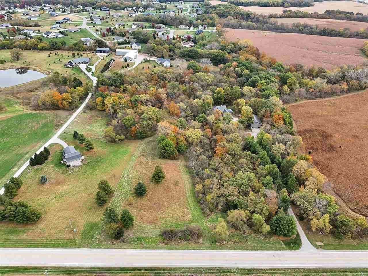 4.36 Acres of Residential Land for Sale in Riverside, Iowa