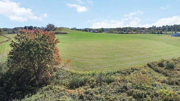15.8 Acres of Land for Sale in London, Kentucky