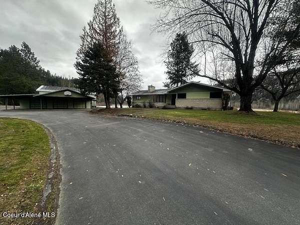 2.3 Acres of Residential Land with Home for Sale in St. Maries, Idaho