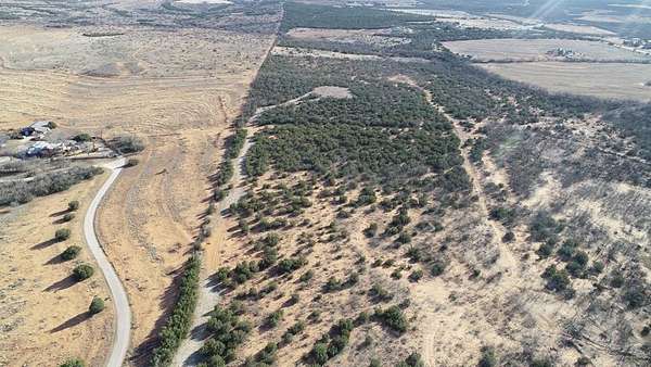 26.6 Acres of Recreational & Residential Land for Sale in Sweetwater, Texas