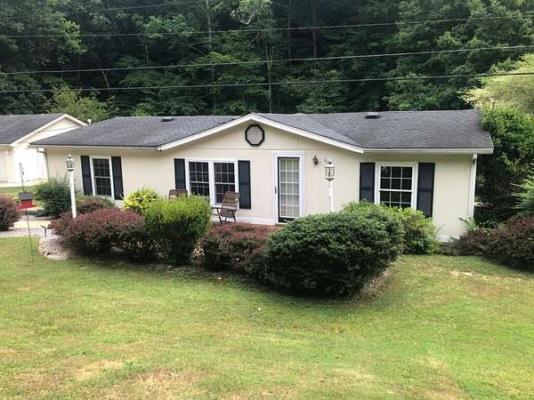 2.4 Acres of Residential Land with Home for Sale in Waynesboro, Tennessee