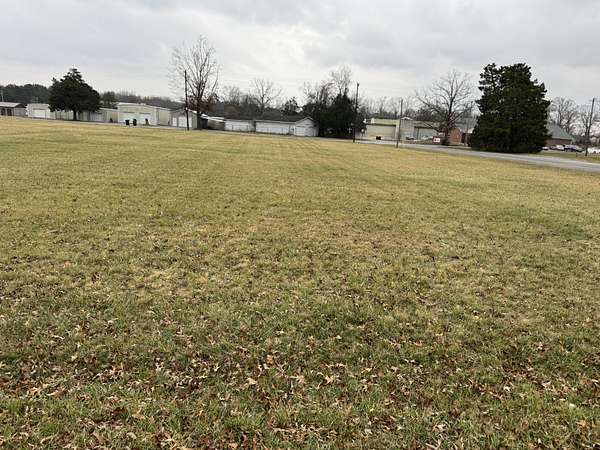 0.5 Acres of Commercial Land for Sale in Tullahoma, Tennessee