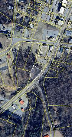 0.43 Acres of Mixed-Use Land for Sale in Dover, Tennessee