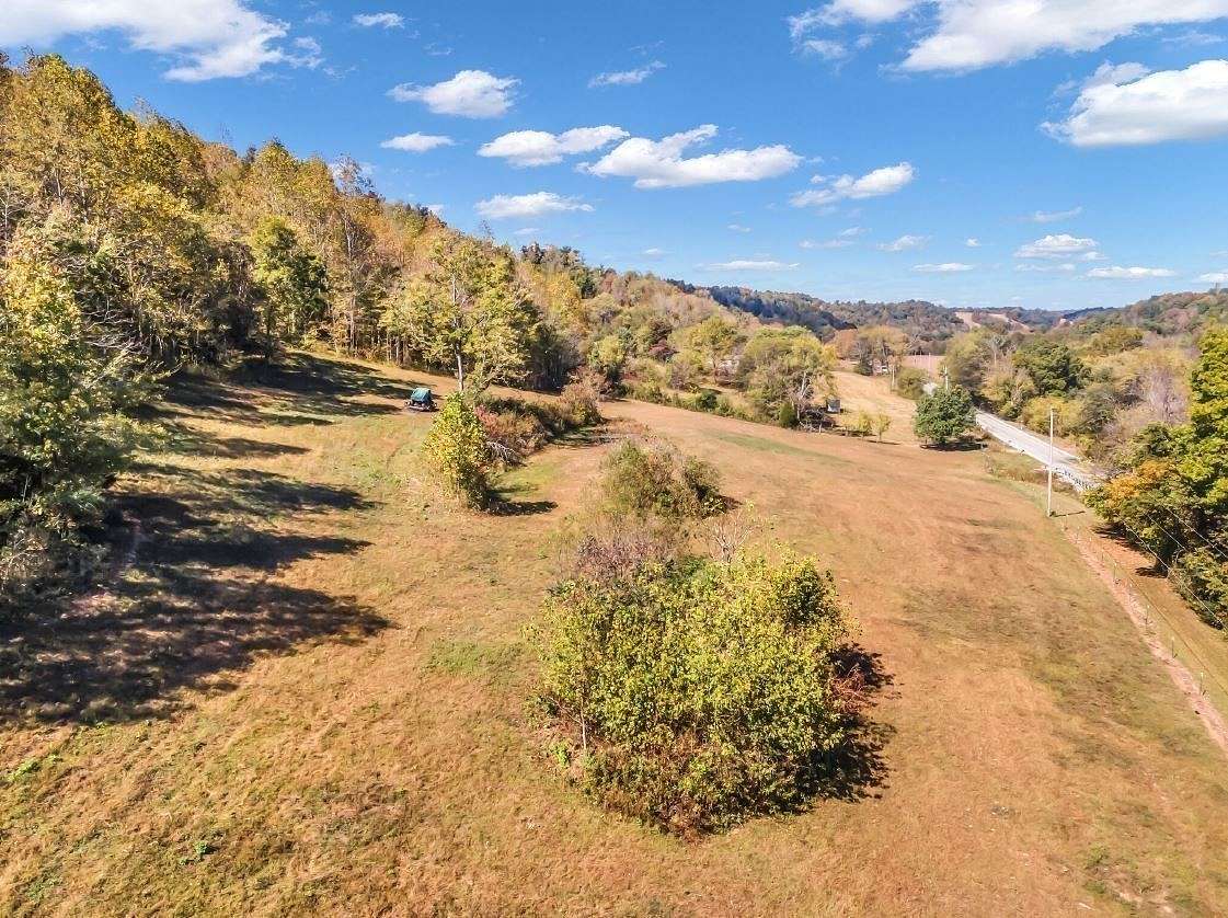 5 Acres of Residential Land for Sale in Lynnville, Tennessee