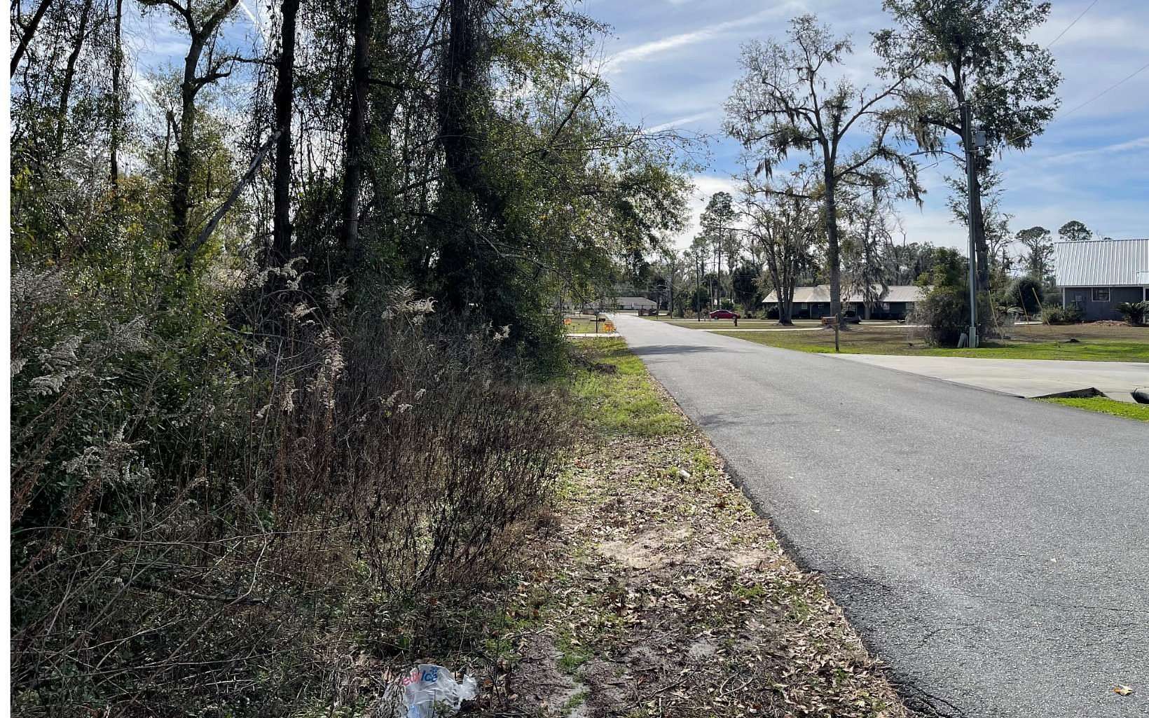 5.5 Acres of Residential Land for Sale in Jasper, Florida