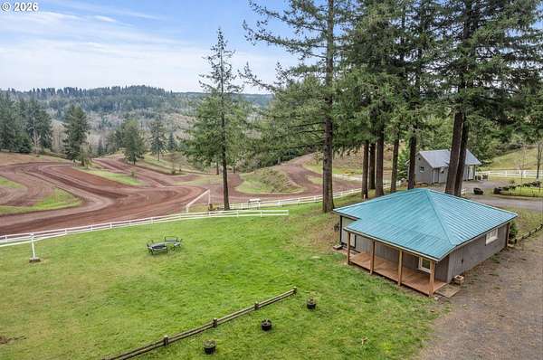 13.5 Acres of Land with Home for Sale in Sandy, Oregon