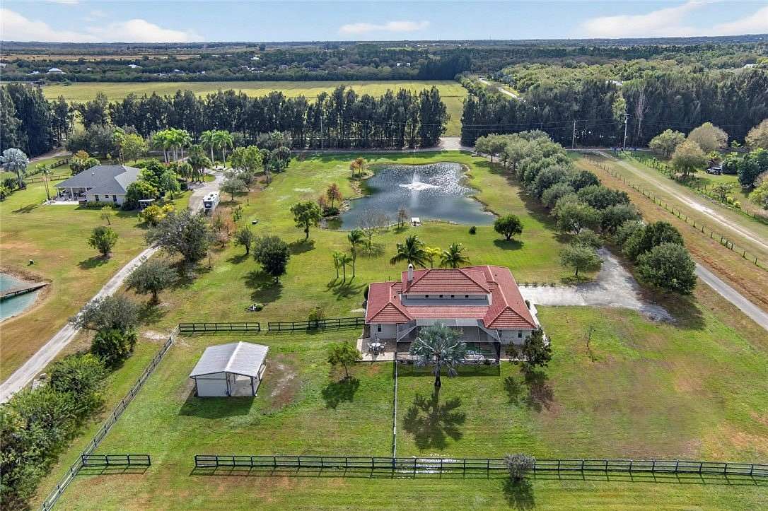 4.8 Acres of Land with Home for Sale in Vero Beach, Florida