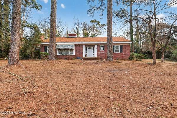 1.5 Acres of Residential Land with Home for Sale in Warsaw, North Carolina