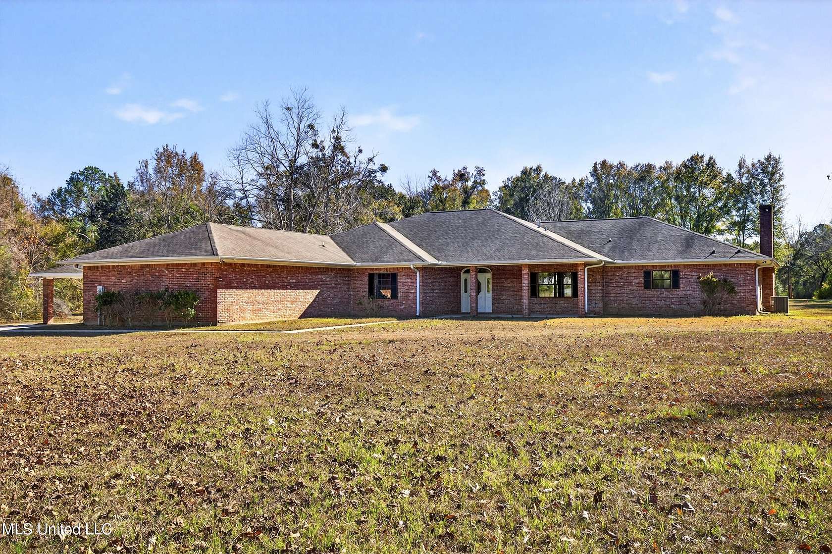 1.57 Acres of Residential Land with Home for Sale in Gulfport, Mississippi