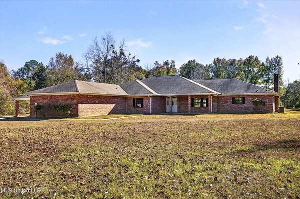 1.57 Acres of Residential Land with Home for Sale in Gulfport, Mississippi