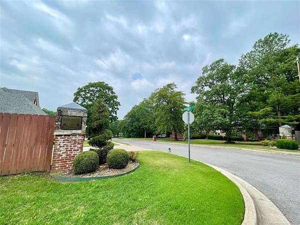 0.23 Acres of Residential Land for Sale in Tahlequah, Oklahoma