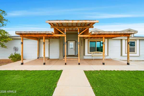 5 Acres of Residential Land with Home for Sale in Tonopah, Arizona