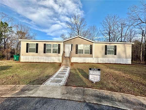 2.4 Acres of Residential Land with Home for Sale in Ralph, Alabama