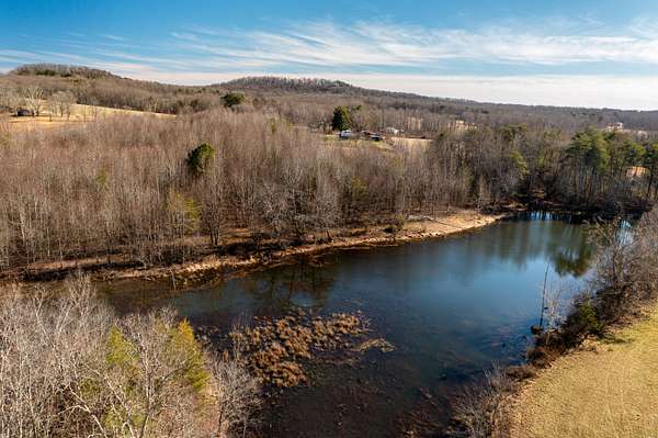 15.3 Acres of Land for Sale in Pikeville, Tennessee