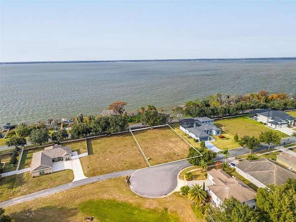 0.52 Acres of Residential Land for Sale in Tavares, Florida