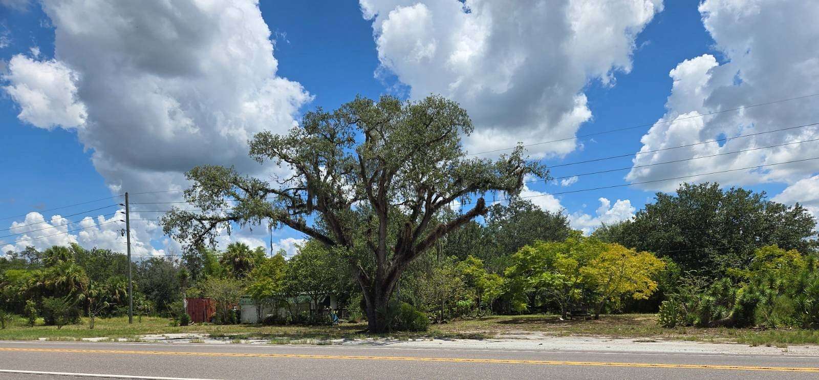 0.87 Acres of Commercial Land for Sale in Okeechobee, Florida