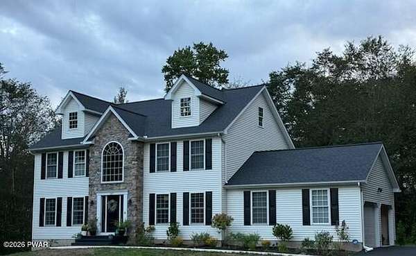 2.3 Acres of Residential Land with Home for Sale in Blakeslee, Pennsylvania