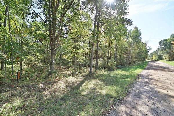 0.97 Acres of Residential Land for Sale in Breezy Point, Minnesota
