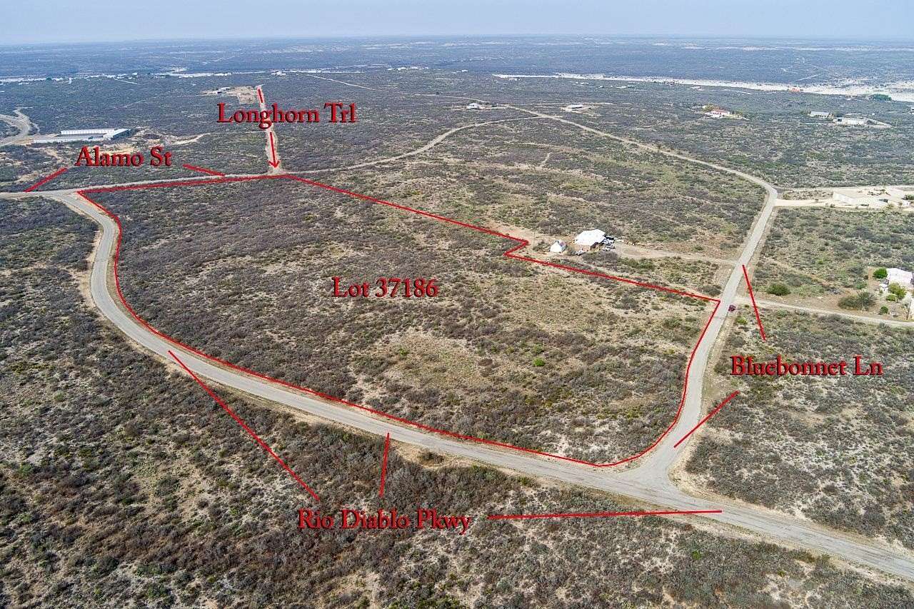 20 Acres of Land for Sale in Del Rio, Texas