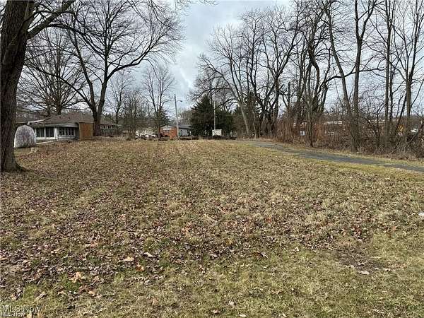 0.28 Acres of Land for Sale in Youngstown, Ohio