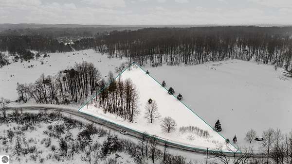 1.7 Acres of Residential Land for Sale in South Boardman, Michigan