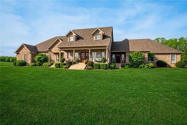 2.32 Acres of Land with Home for Sale in West Fork, Arkansas