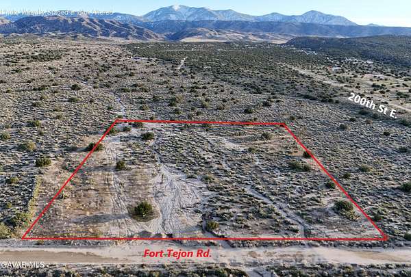 3.83 Acres of Residential Land for Sale in Llano, California