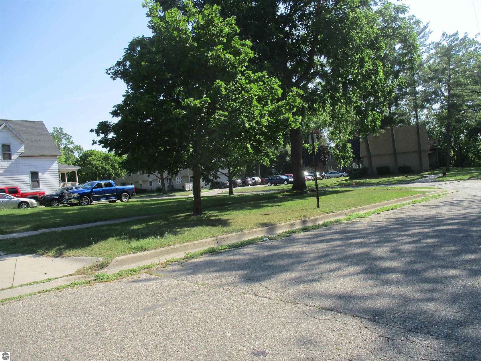 0.1 Acres of Residential Land for Sale in Alma, Michigan