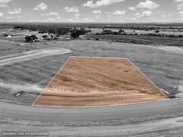 2 Acres of Residential Land for Sale in Elm Mott, Texas