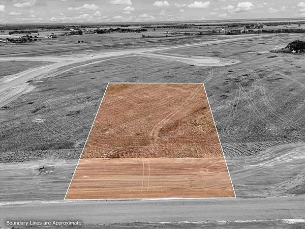 1.57 Acres of Residential Land for Sale in Elm Mott, Texas