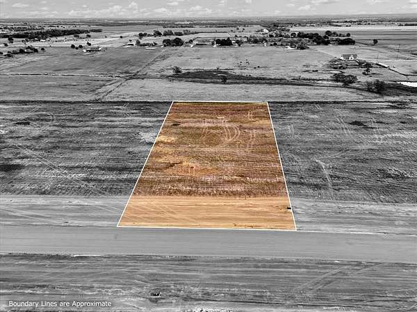 2.19 Acres of Residential Land for Sale in Elm Mott, Texas