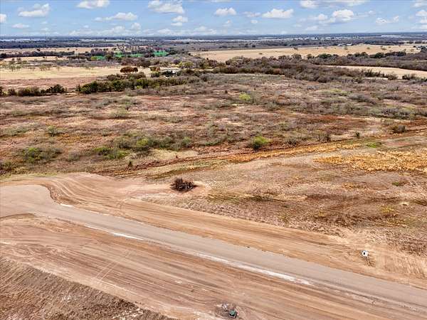 1.9 Acres of Residential Land for Sale in Elm Mott, Texas