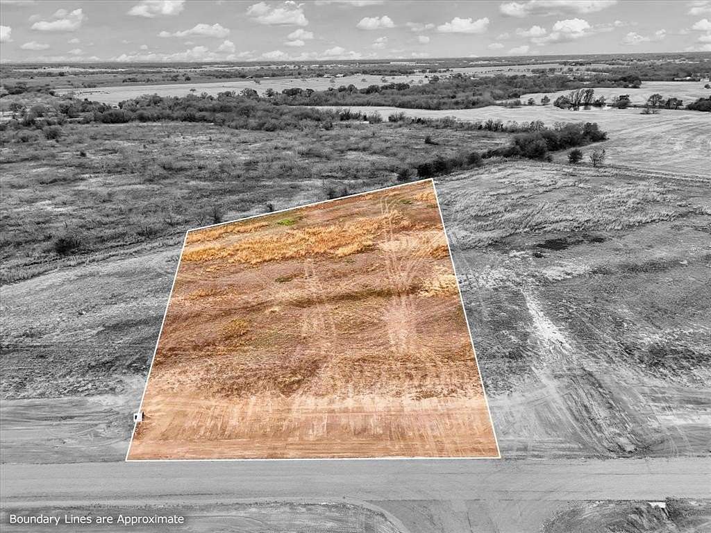2.23 Acres of Residential Land for Sale in Elm Mott, Texas