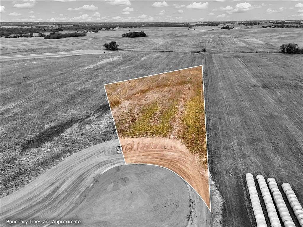2.59 Acres of Residential Land for Sale in Elm Mott, Texas