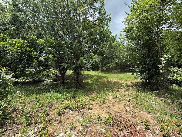1.75 Acres of Land with Home for Sale in Ennis, Texas