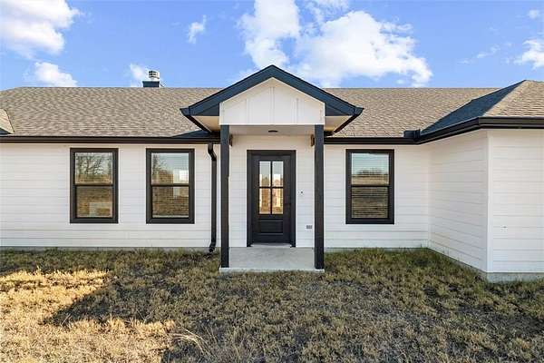 85.5 Acres of Agricultural Land with Home for Sale in Milford, Texas