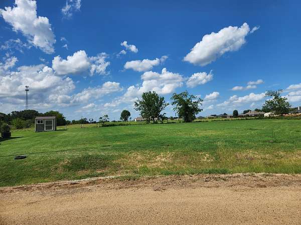 0.36 Acres of Residential Land for Sale in Mabank, Texas