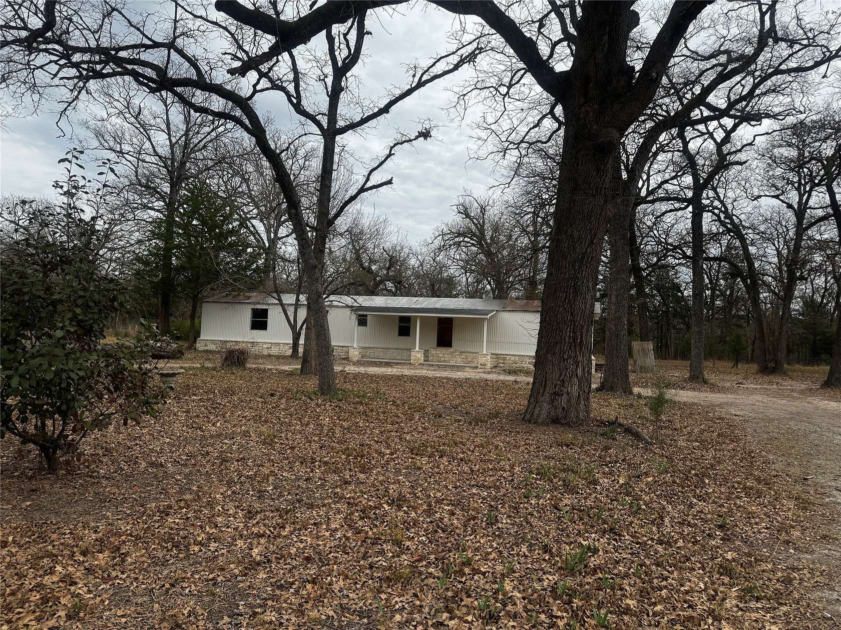 2 Acres of Land with Home for Sale in Kemp, Texas