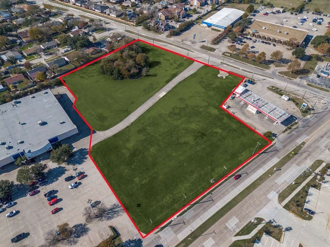 5.62 Acres of Commercial Land for Sale in Garland, Texas