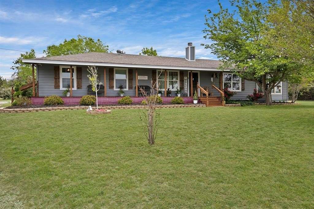 4.18 Acres of Residential Land with Home for Sale in Weatherford, Texas