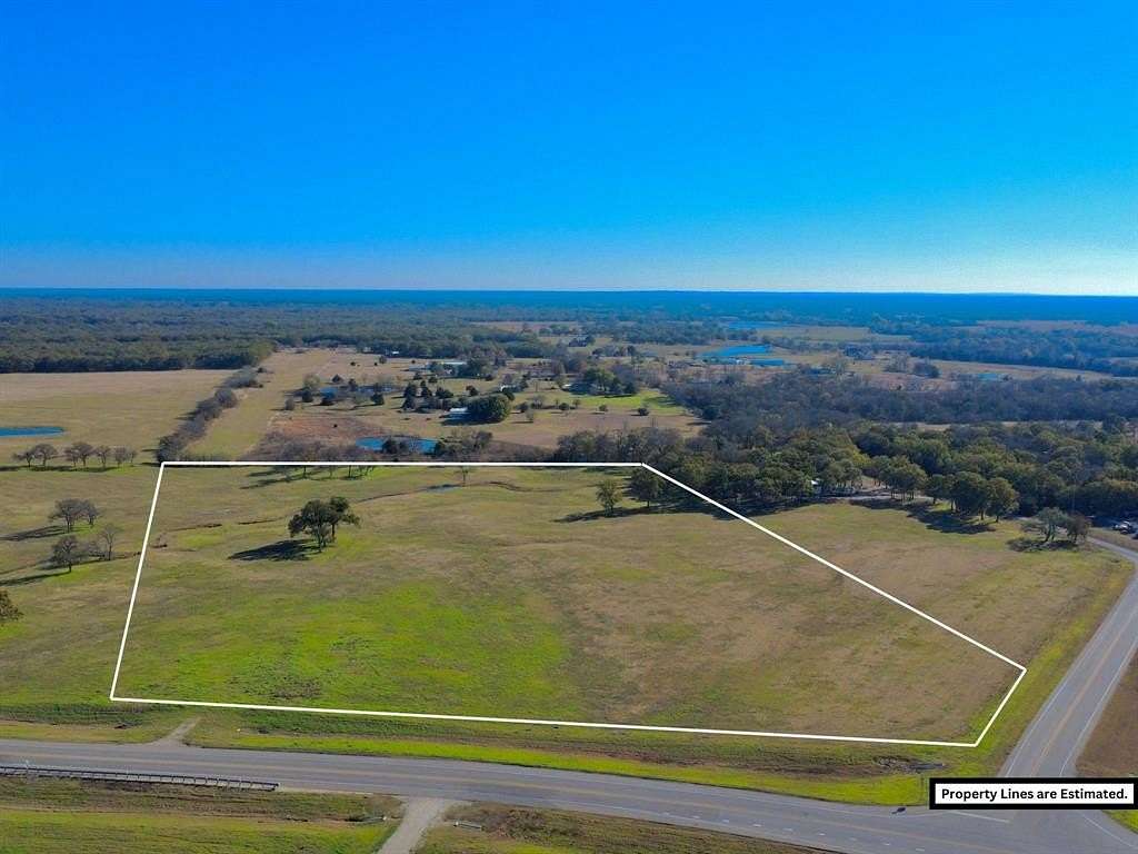 16.3 Acres of Land for Sale in Corsicana, Texas