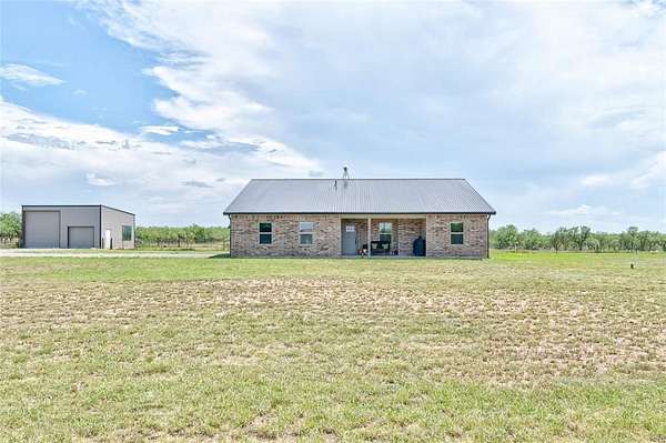 5 Acres of Residential Land with Home for Sale in Abilene, Texas