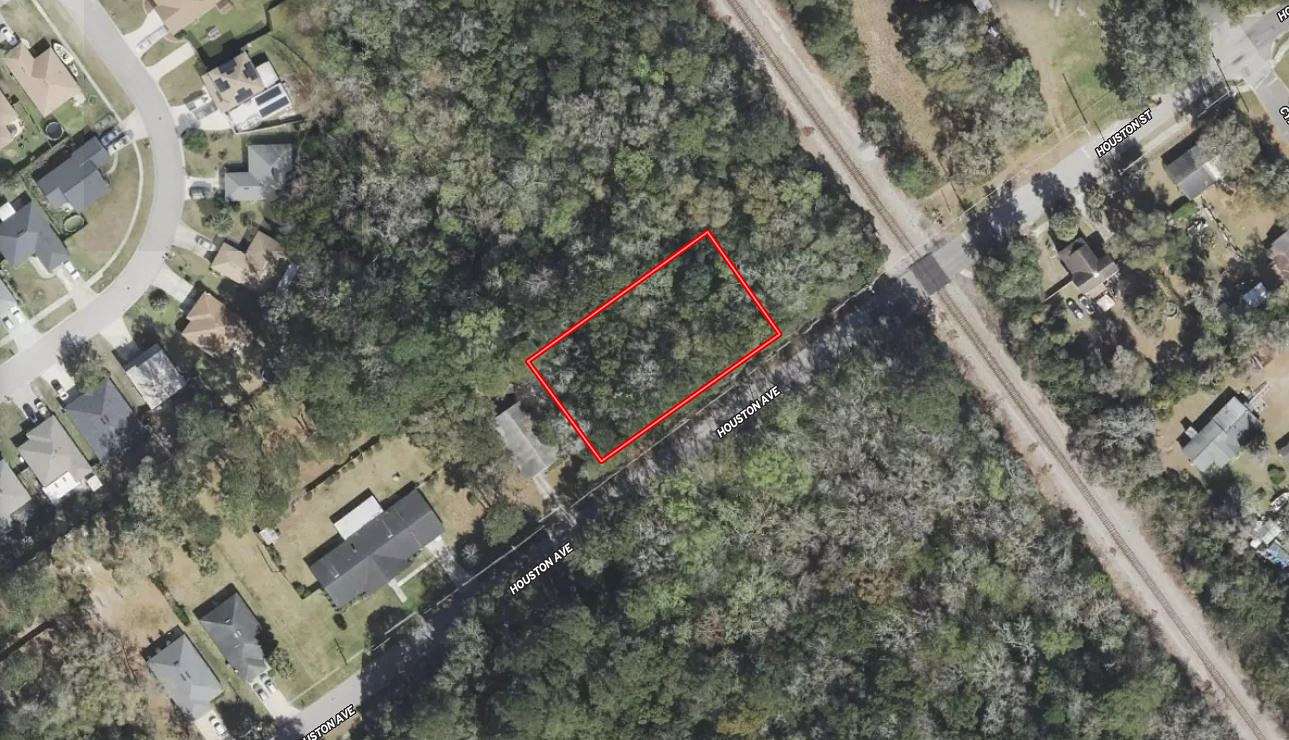 0.58 Acres of Residential Land for Sale in Green Cove Springs, Florida