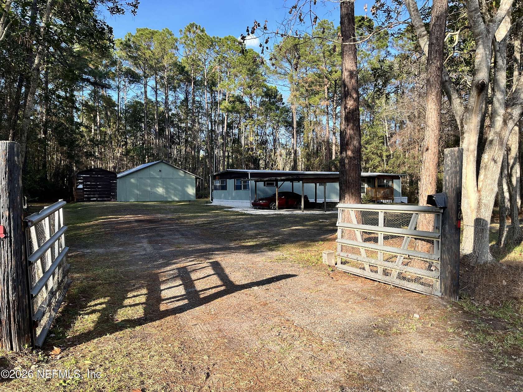 2.19 Acres of Residential Land with Home for Sale in Middleburg, Florida