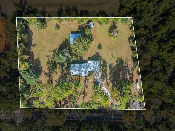 2.66 Acres of Residential Land with Home for Sale in Tallahassee, Florida