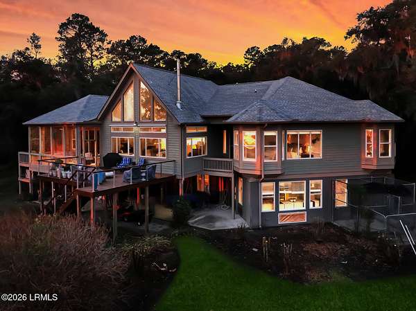 3.9 Acres of Residential Land with Home for Sale in Ridgeland, South Carolina