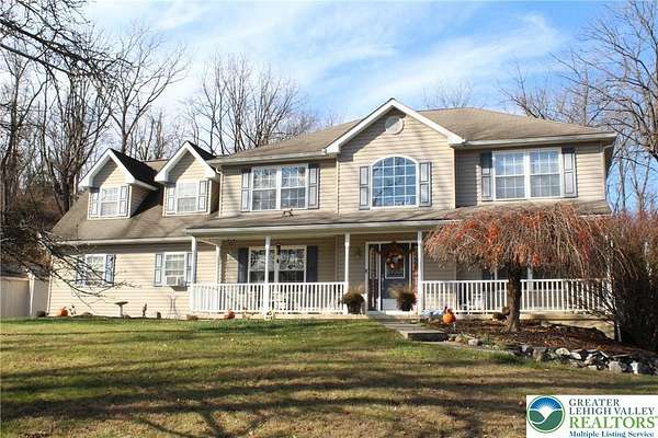 2.36 Acres of Residential Land with Home for Sale in Bangor, Pennsylvania