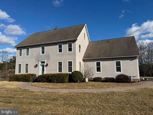 2.13 Acres of Residential Land with Home for Sale in Gettysburg, Pennsylvania